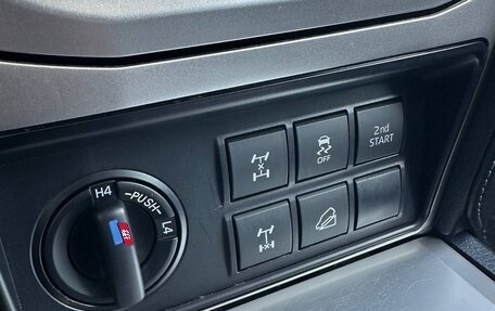 Toyota Land Cruiser Prado 150 рестайлинг 2, 2020 год, 7 200 000 рублей, 20 фотография