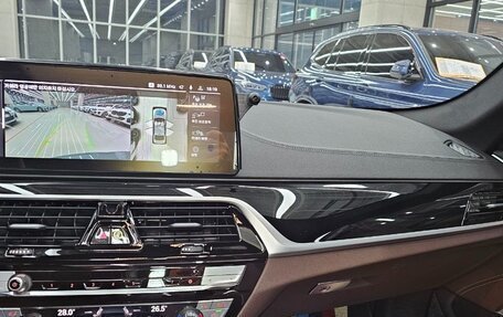 BMW 5 серия, 2023 год, 6 000 800 рублей, 19 фотография