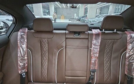 BMW 5 серия, 2023 год, 6 000 800 рублей, 24 фотография