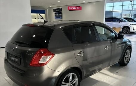 KIA cee'd I рестайлинг, 2011 год, 389 000 рублей, 2 фотография