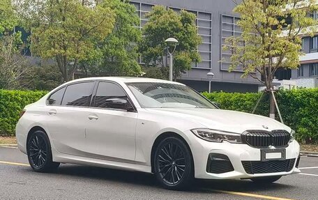 BMW 3 серия, 2021 год, 1 975 000 рублей, 3 фотография