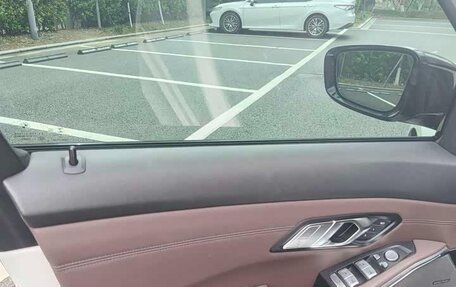 BMW 3 серия, 2021 год, 1 975 000 рублей, 13 фотография