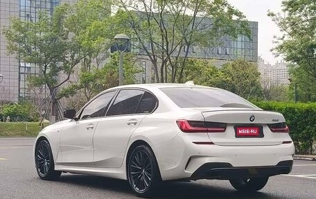 BMW 3 серия, 2021 год, 1 975 000 рублей, 4 фотография