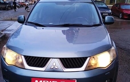 Mitsubishi Outlander III рестайлинг 3, 2008 год, 1 450 000 рублей, 1 фотография
