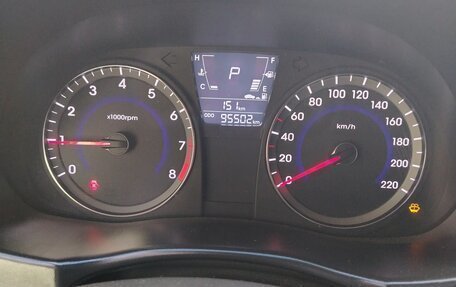 Hyundai Solaris II рестайлинг, 2014 год, 1 100 000 рублей, 13 фотография