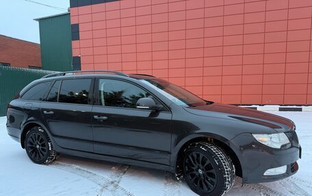 Skoda Superb III рестайлинг, 2011 год, 1 250 000 рублей, 2 фотография