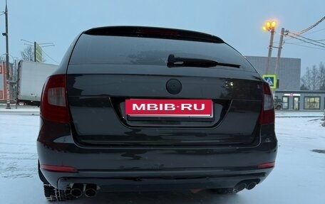 Skoda Superb III рестайлинг, 2011 год, 1 250 000 рублей, 3 фотография