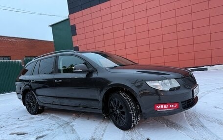 Skoda Superb III рестайлинг, 2011 год, 1 250 000 рублей, 20 фотография