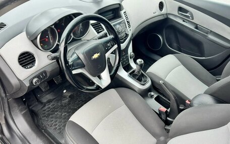 Chevrolet Cruze II, 2011 год, 595 000 рублей, 7 фотография