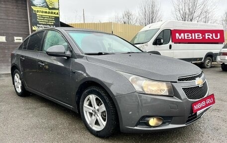 Chevrolet Cruze II, 2011 год, 595 000 рублей, 9 фотография