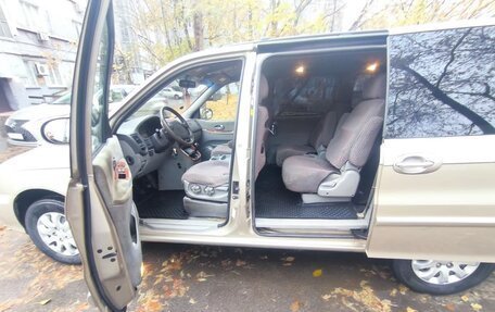 KIA Carnival III, 2004 год, 650 000 рублей, 7 фотография