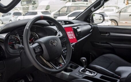 Toyota Hilux VIII, 2025 год, 9 500 000 рублей, 3 фотография