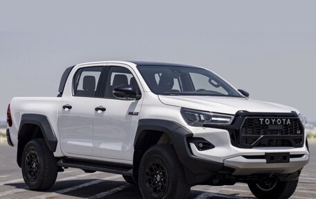 Toyota Hilux VIII, 2025 год, 9 500 000 рублей, 12 фотография