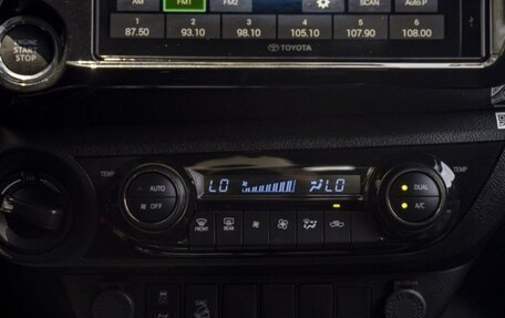 Toyota Hilux VIII, 2025 год, 9 500 000 рублей, 29 фотография