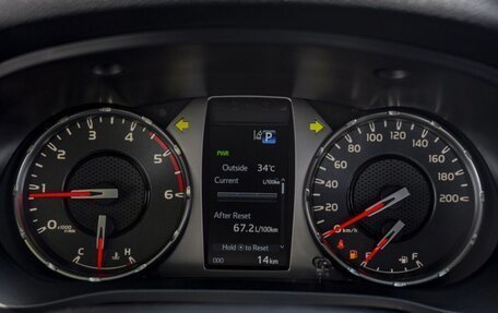 Toyota Hilux VIII, 2025 год, 9 500 000 рублей, 27 фотография