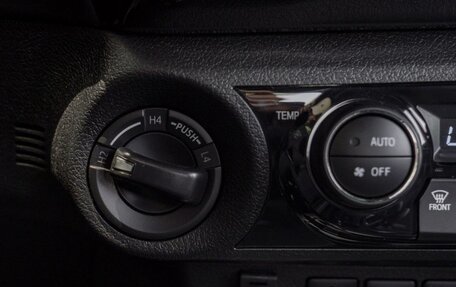 Toyota Hilux VIII, 2025 год, 9 500 000 рублей, 31 фотография