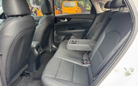 KIA K3, 2022 год, 1 330 000 рублей, 11 фотография