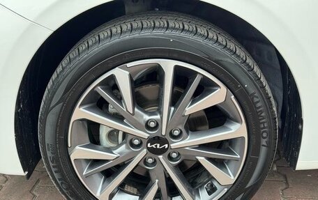 KIA K3, 2022 год, 1 330 000 рублей, 6 фотография