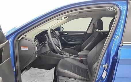 Volkswagen Jetta VII, 2024 год, 2 320 000 рублей, 10 фотография