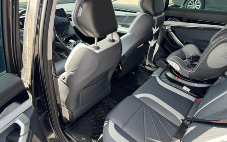 Geely Atlas, 2023 год, 3 000 000 рублей, 13 фотография