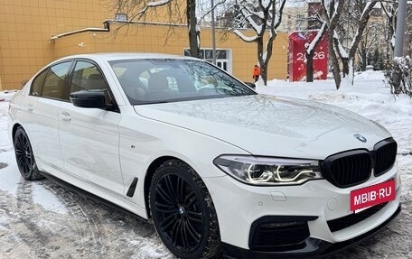 BMW 5 серия, 2019 год, 4 100 000 рублей, 3 фотография