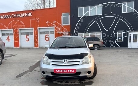 Toyota Ist II, 2002 год, 600 000 рублей, 3 фотография