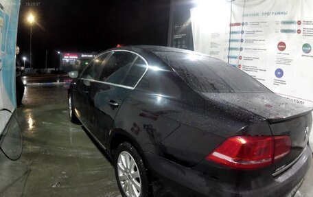 Volkswagen Passat B7, 2011 год, 725 000 рублей, 2 фотография