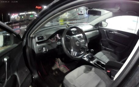 Volkswagen Passat B7, 2011 год, 725 000 рублей, 6 фотография