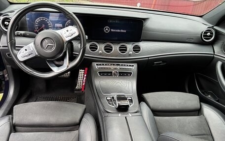 Mercedes-Benz E-Класс, 2019 год, 3 600 000 рублей, 9 фотография