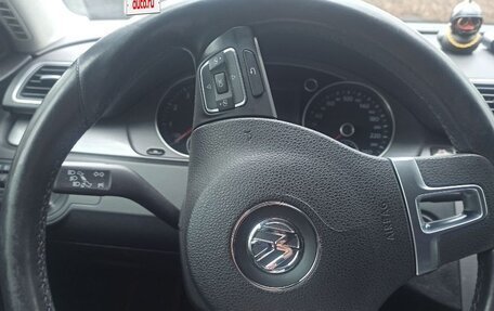 Volkswagen Passat B7, 2011 год, 725 000 рублей, 15 фотография