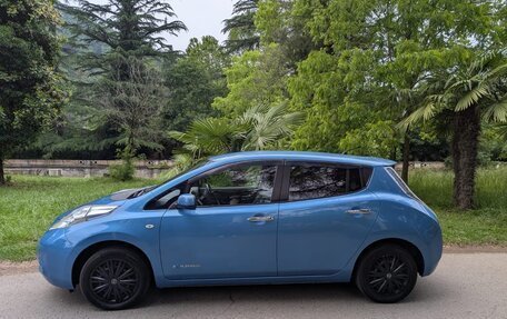 Nissan Leaf I, 2014 год, 600 000 рублей, 2 фотография