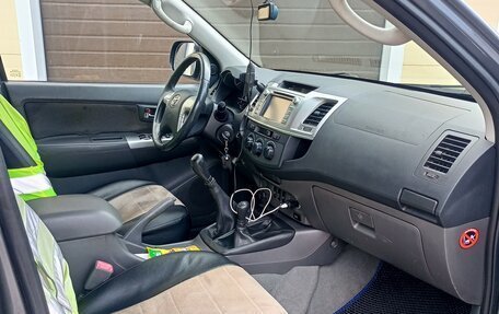 Toyota Hilux VII, 2012 год, 2 250 000 рублей, 2 фотография