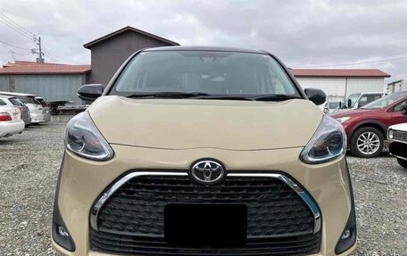 Toyota Sienta II, 2022 год, 1 118 000 рублей, 8 фотография