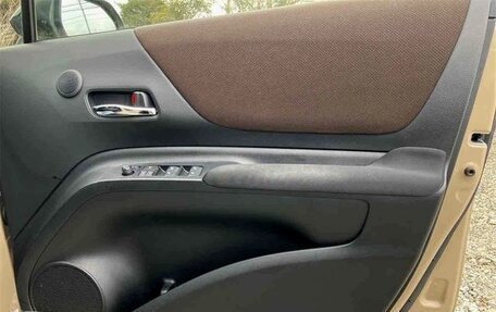 Toyota Sienta II, 2022 год, 1 118 000 рублей, 9 фотография