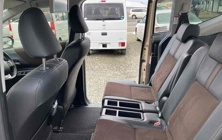 Toyota Sienta II, 2022 год, 1 118 000 рублей, 17 фотография