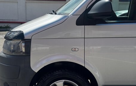 Volkswagen Transporter T5 рестайлинг, 2010 год, 1 550 000 рублей, 4 фотография