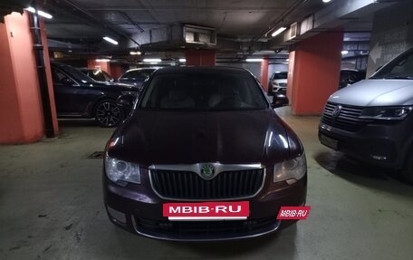 Skoda Superb III рестайлинг, 2011 год, 795 000 рублей, 20 фотография