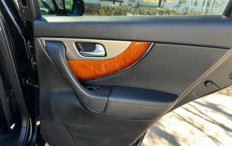 Infiniti FX II, 2012 год, 1 800 000 рублей, 13 фотография