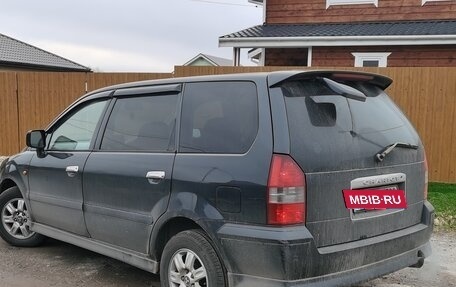 Mitsubishi Chariot III, 2000 год, 500 000 рублей, 2 фотография