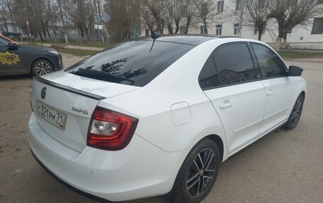 Skoda Rapid I, 2018 год, 1 350 000 рублей, 4 фотография