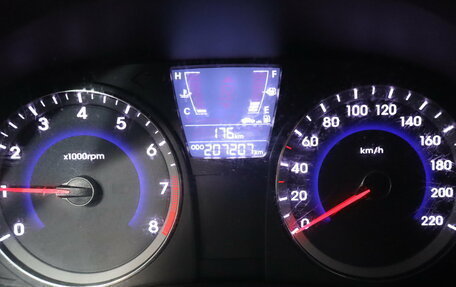 Hyundai Solaris II рестайлинг, 2012 год, 589 000 рублей, 16 фотография