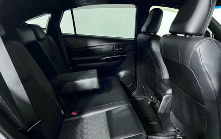 Toyota Harrier, 2019 год, 2 640 000 рублей, 21 фотография