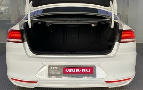 Volkswagen Passat B8 рестайлинг, 2018 год, 2 285 000 рублей, 12 фотография