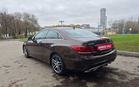Mercedes-Benz E-Класс, 2014 год, 2 500 000 рублей, 5 фотография