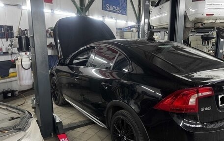 Volvo S60 Cross Country, 2016 год, 3 000 000 рублей, 3 фотография