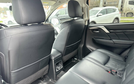 Mitsubishi Pajero Sport III рестайлинг, 2019 год, 3 450 000 рублей, 15 фотография