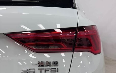 Audi Q3, 2022 год, 2 530 000 рублей, 9 фотография