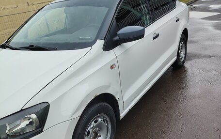 Volkswagen Polo VI (EU Market), 2013 год, 400 000 рублей, 2 фотография