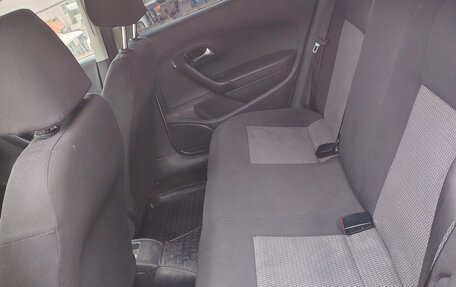 Volkswagen Polo VI (EU Market), 2013 год, 400 000 рублей, 6 фотография