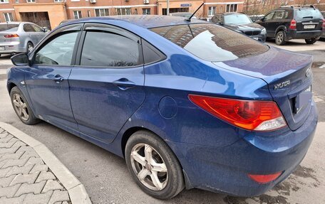 Hyundai Solaris II рестайлинг, 2012 год, 670 000 рублей, 2 фотография